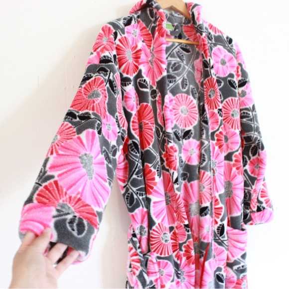 Vera Bradley Cherry Blossoms Fleece Robe - Picture 2 of 10